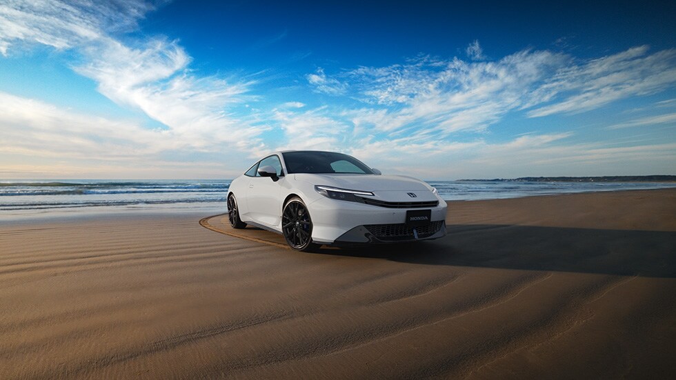 Los prototipos PRELUDE y Honda 0 SUV serán los<br />
vehículos del desfile “Red Bull Showrun x Powered by Honda”