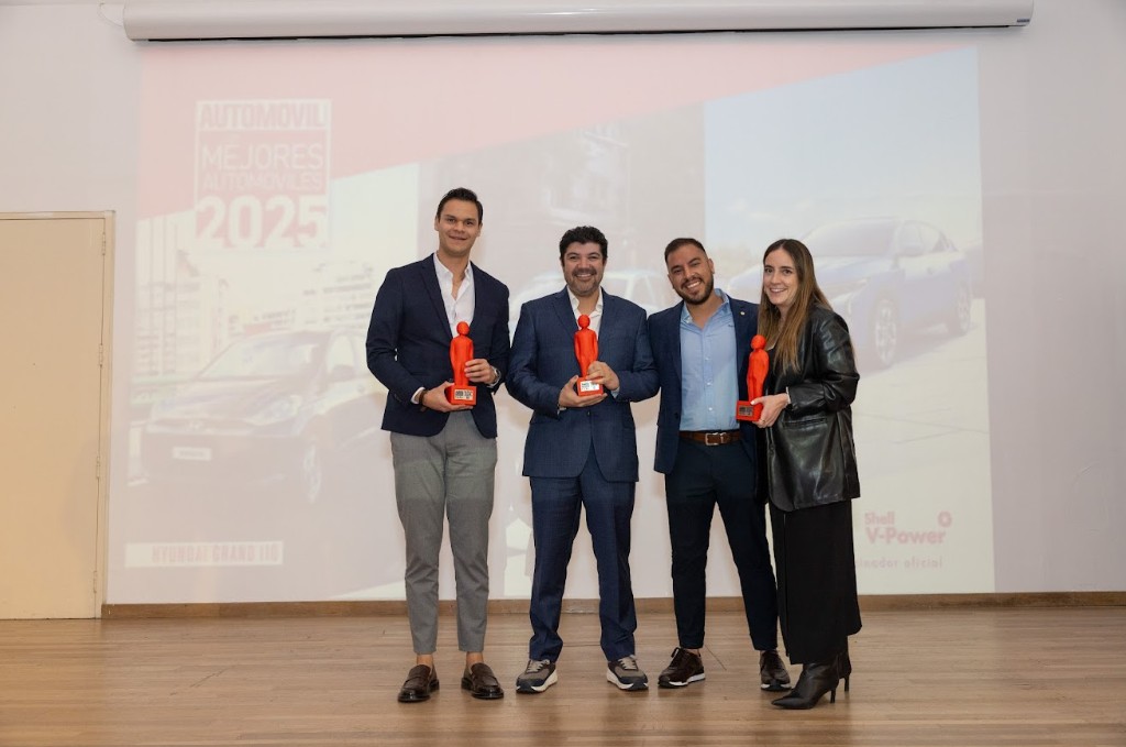 Geely Emgrand, reconocido como el “Mejor Sedán Subcompacto B” del año