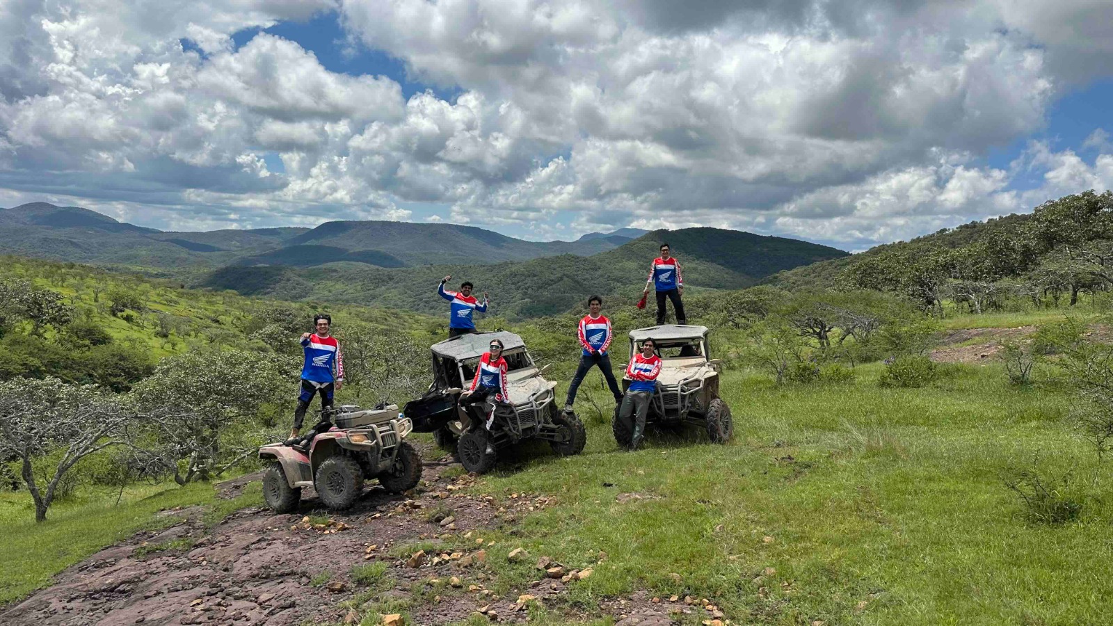 Honda acelera la adrenalina en el Vallartazo 2025 