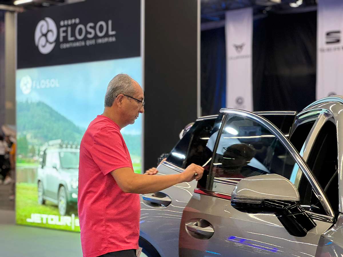 Presentó Grupo Flosol los vehículos JETOUR SOUEAST en Expo de Guadalajara