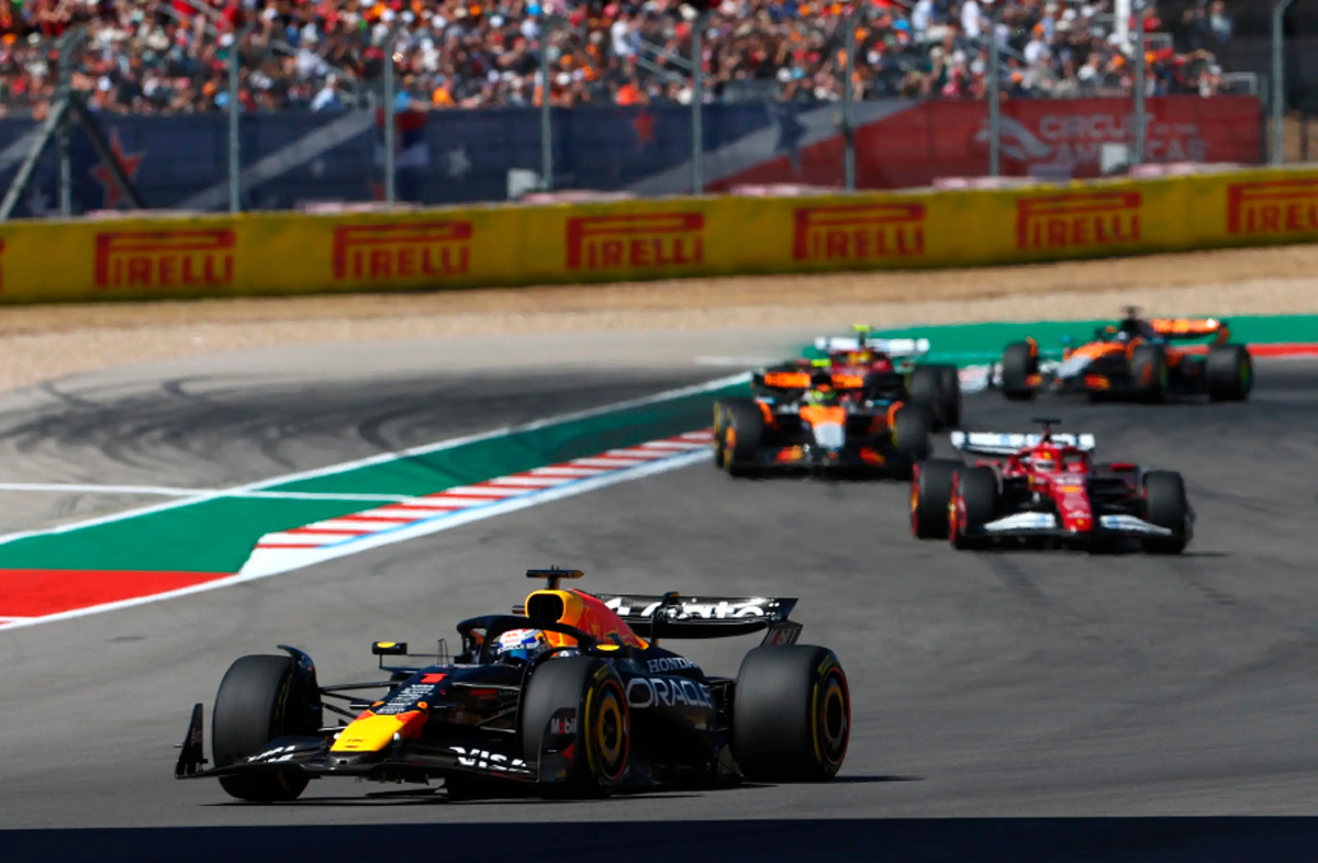 Verstappen sale desde la pole y gana la carrera